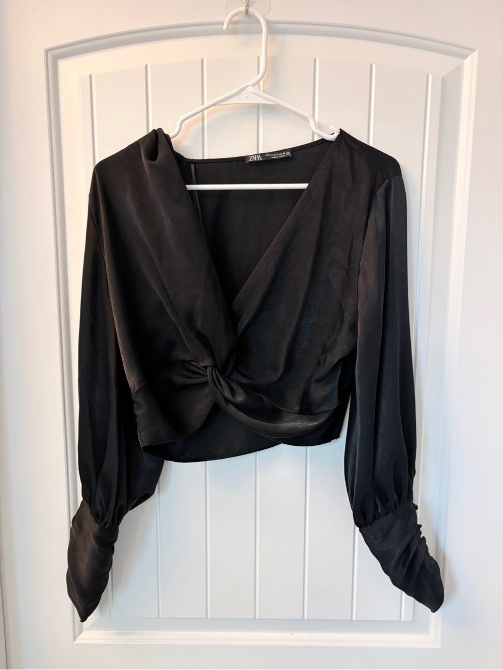 Zara Black Twist-Knot Long Sleeve Crop Blouse